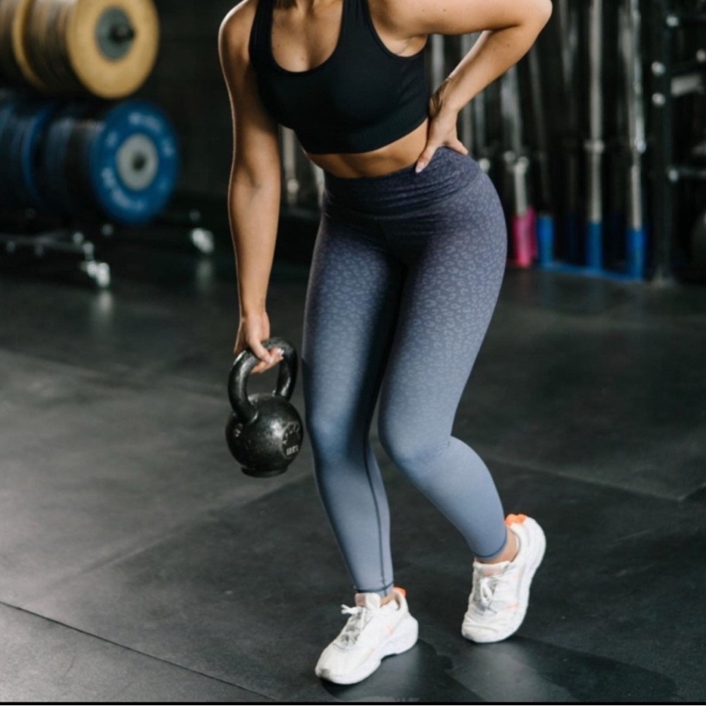 ZYIA Gray Ombre Leopard Leggings